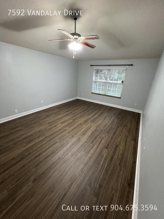 Building Photo - 7592 Vandalay Dr