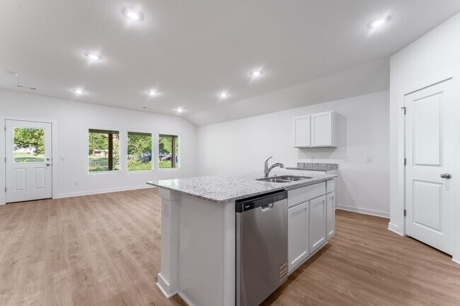 Building Photo - Welcome to your dream home in the prime lo...