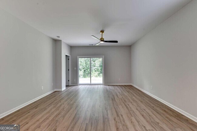 Building Photo - 175 Grey Falcon Ave