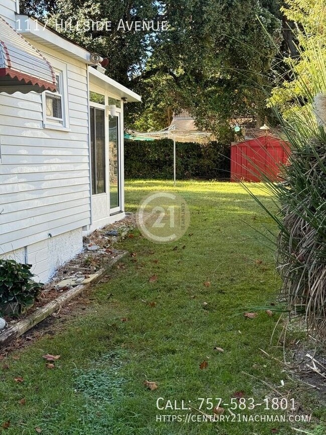 Building Photo - 1117 Hillside Ave