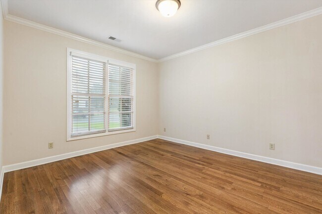 Building Photo - 1651 DE HAIG Ln