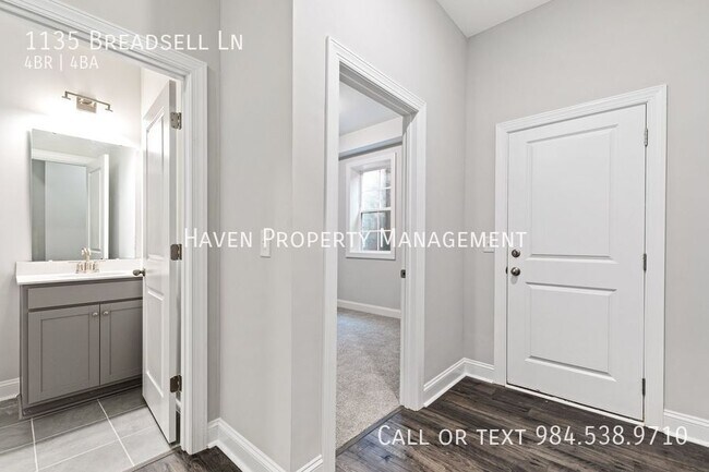 Building Photo - 1135 Breadsell Ln