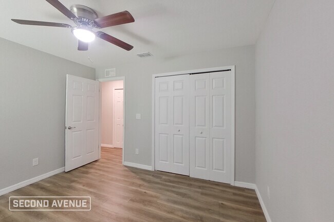 Building Photo - 3502 19th St SW