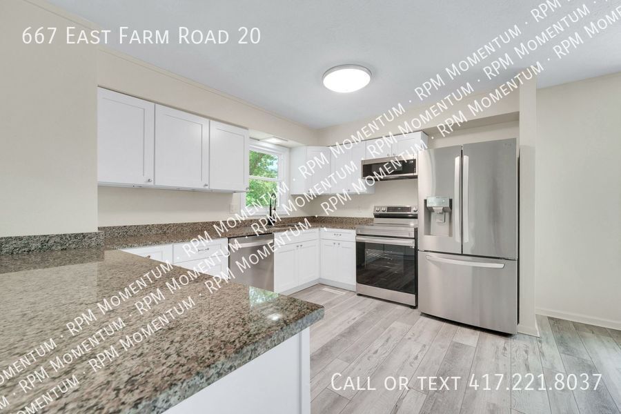 Building Photo - 667 E Farm Rd 20