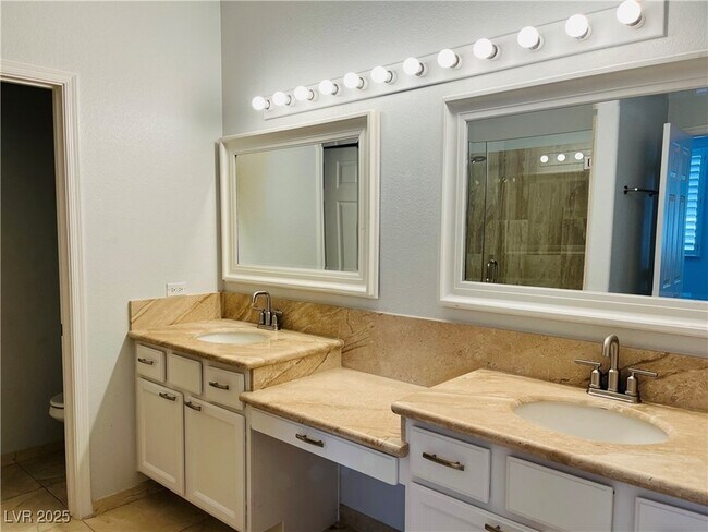 Building Photo - 1450 San Juan Hills Dr