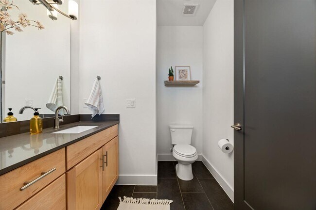 Building Photo - 3700 Clawson Rd