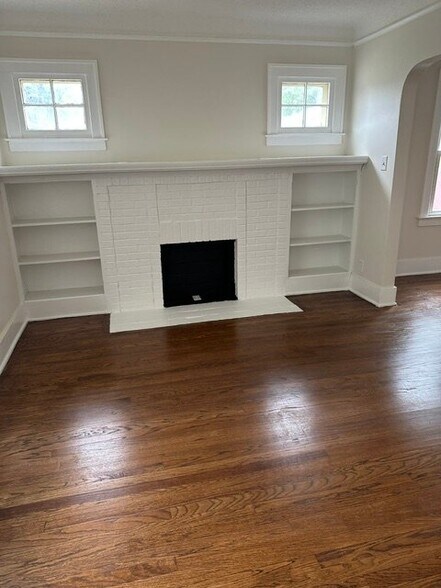 Building Photo - 24320 Flower Ave