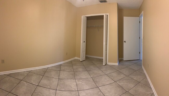 Building Photo - 615 S Sun N Lakes Blvd