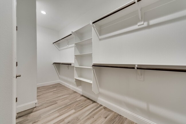 Building Photo - 8616 Rutland Dr