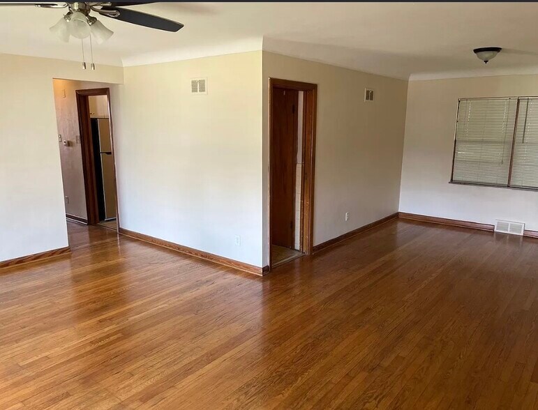 Building Photo - 2326 Fairy Bell Dr