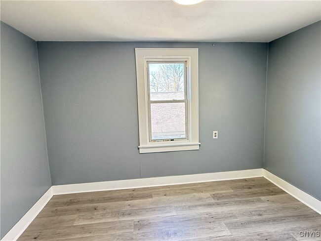 Building Photo - 104 Swansea Ave