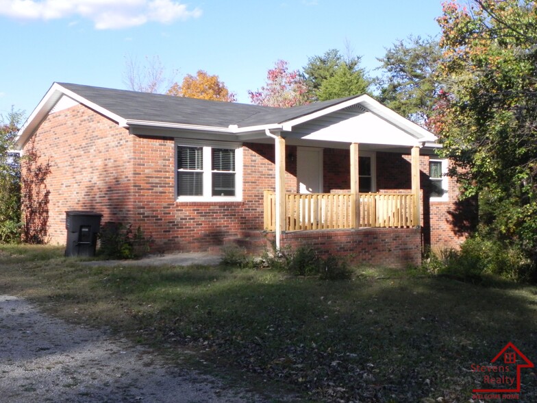 Primary Photo - 54 Big Springs Cir