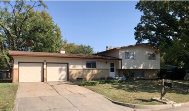 Building Photo - Beautiful 4 Bedroom 2 Bathroom Home