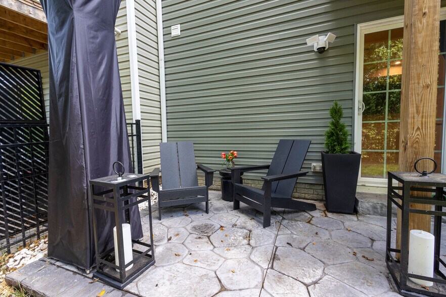 Building Photo - 6800 Frey Ln