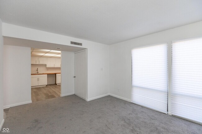 Building Photo - 2249 Silver Maple Ct