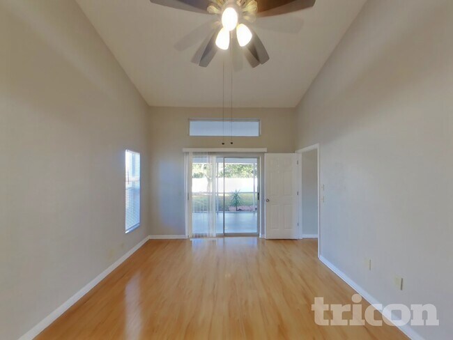 Building Photo - 14638 Coronado Dr