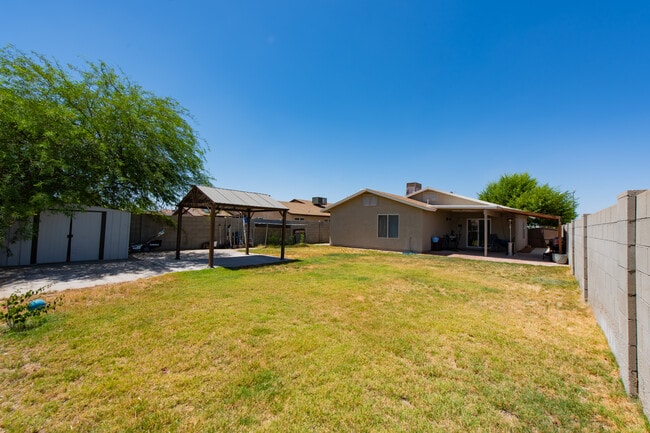 Building Photo - 8845 E 38th Pl