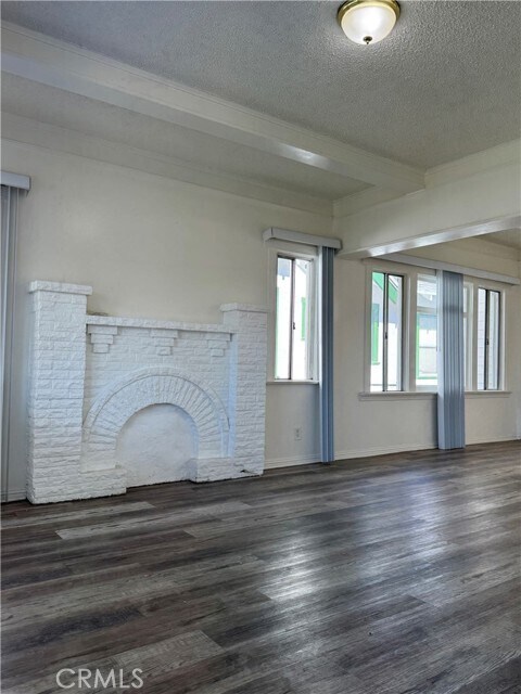 Building Photo - 1538 W 51st Pl
