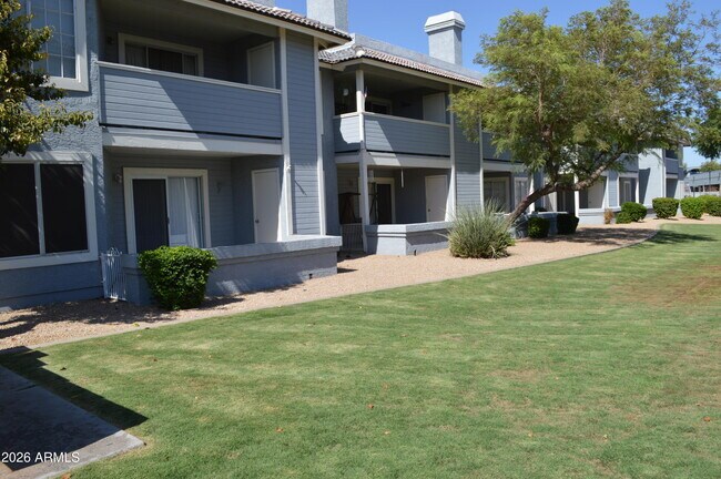 Building Photo - 2910 W Marconi Ave