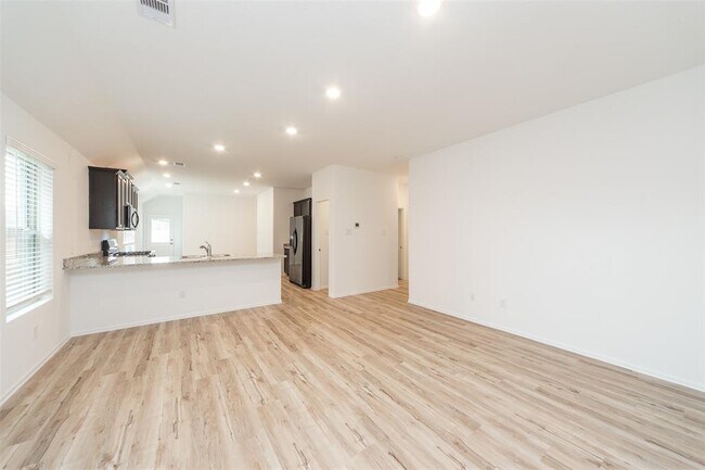 Building Photo - 25406 Katy Mills Pkwy