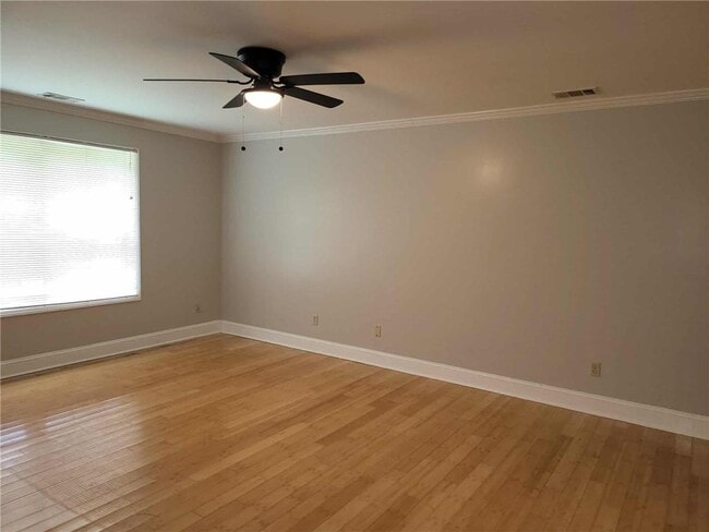 Building Photo - 3873 King Edward Trail SW