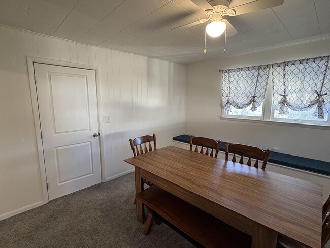 Building Photo - 22 Savannah St