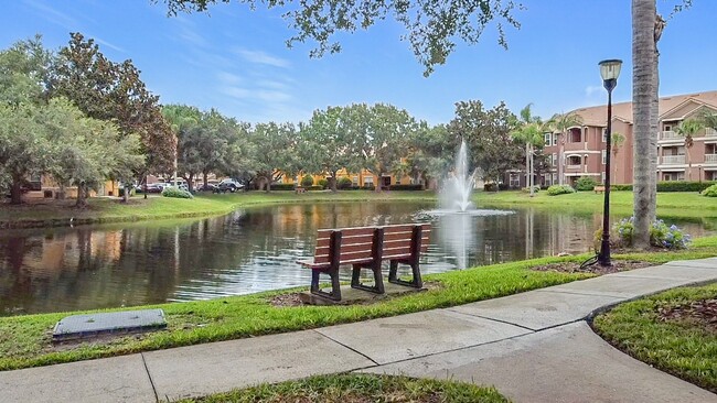 Building Photo - Updated 3 Bedroom, 2 Bath Mirabella Condo ...