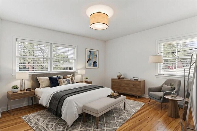 Building Photo - 2888 Bonanza Dr