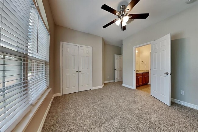 Building Photo - 12112 Forest Sage Ln