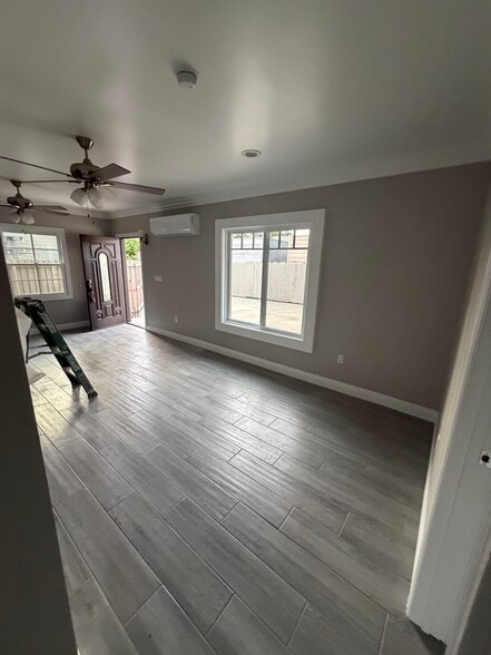 Building Photo - 848 Boston Pl