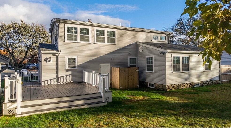 Building Photo - 245 Wareham Rd