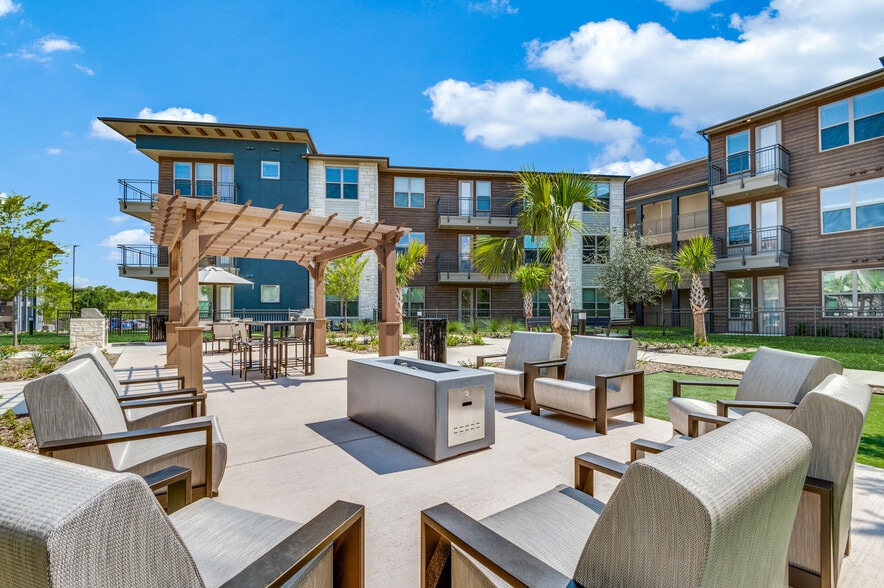 Park Hill 1210 N Cockrell Hill Rd Dallas TX 75211 Apartment Finder