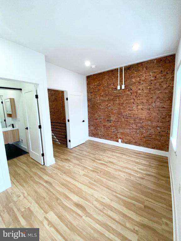 Building Photo - 1234 W Tucker St