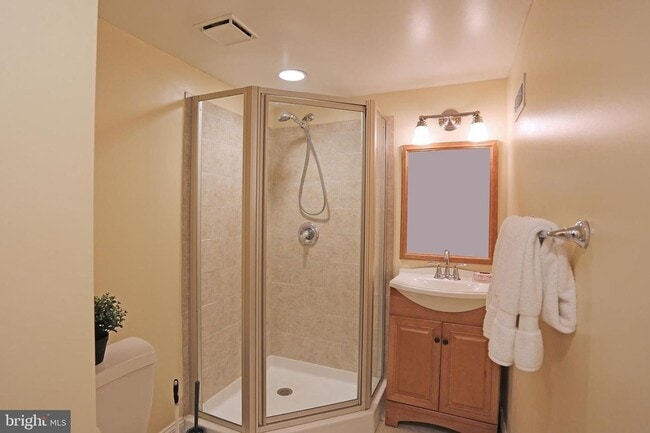 Building Photo - 3410 Harmony Ct