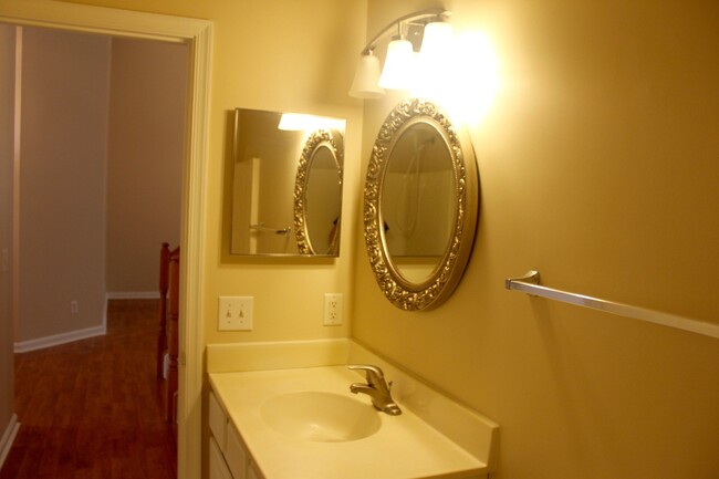 Building Photo - 1218 Wordsworth Ct
