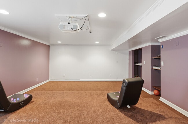 Building Photo - 1260 White Chapel Ln