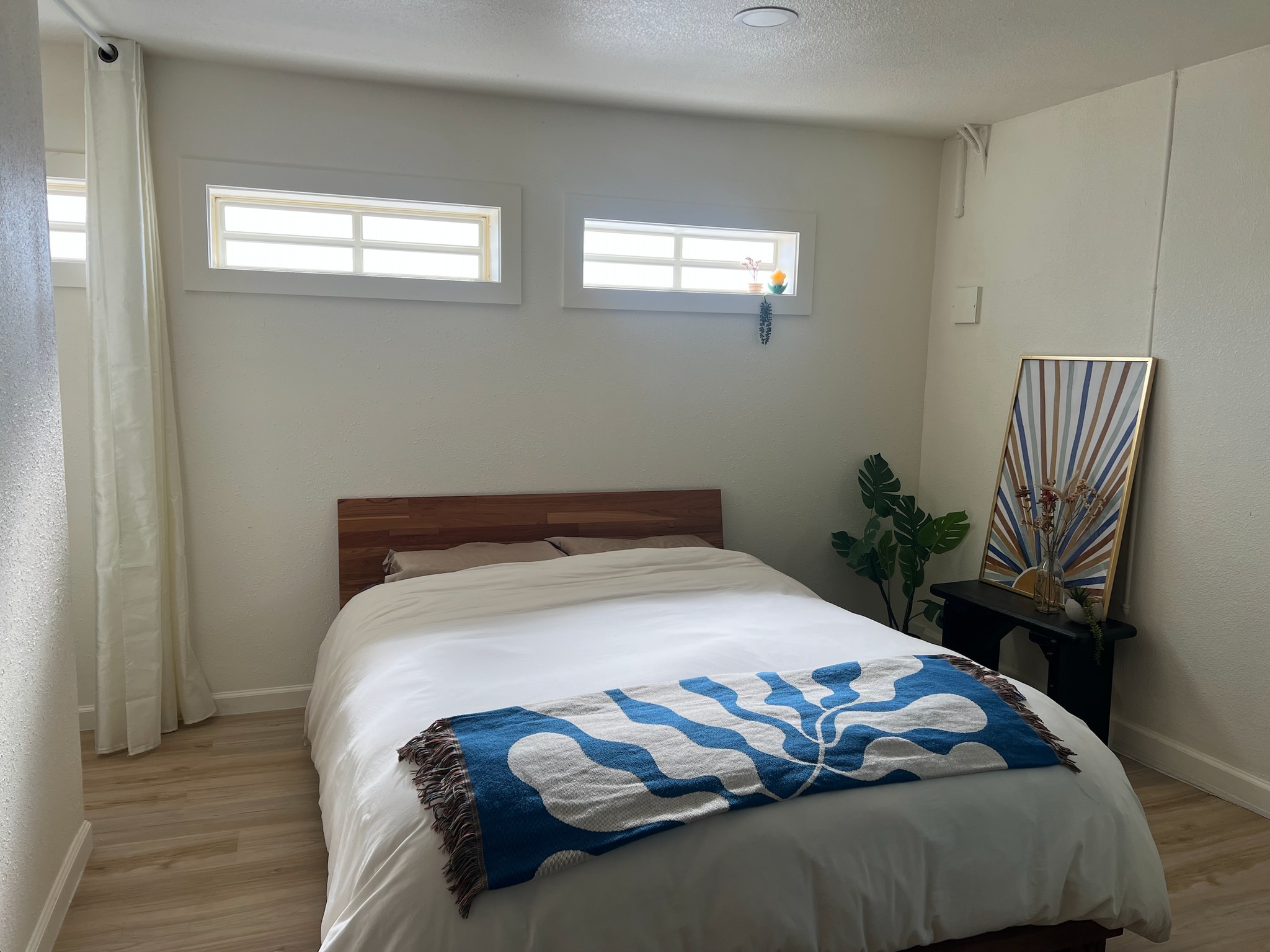 Building Photo - 1371 Via Manzanas