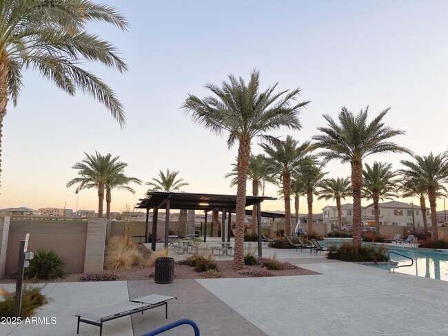 Building Photo - 22889 E Roundup Way