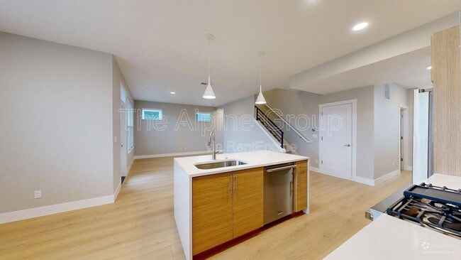 Building Photo - 16505 NW Liberty St