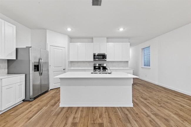 Building Photo - 28142 Meadowlark Sky Dr
