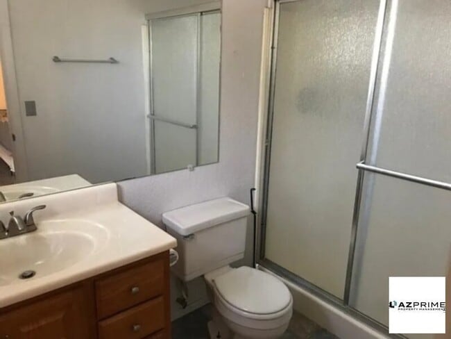 Primary Photo - N Paradise Park Dr