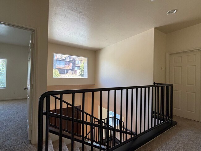 Building Photo - 1189 W Upas St