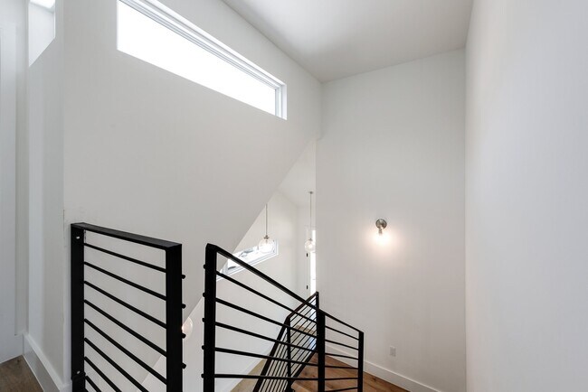 Building Photo - 3107 Walling Dr