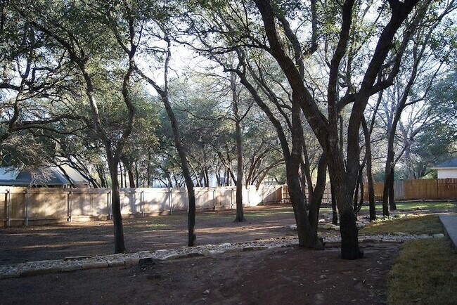 Building Photo - 3106 Scarlet Oak Cove