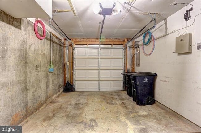 Building Photo - 12304 Sea Pearl Ct