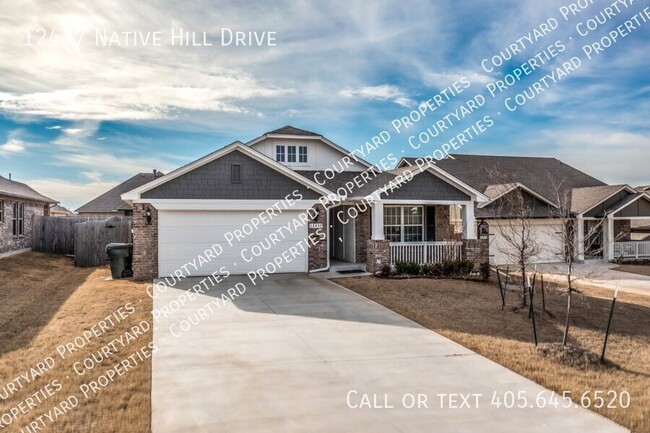 Building Photo - Stunning home in Choctaw