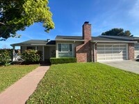 Building Photo - 2101 Trousdale Dr