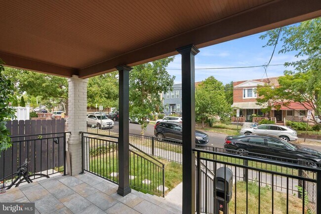 Building Photo - 6314 7th St NW