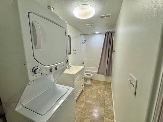Building Photo - 122 N 400 W
