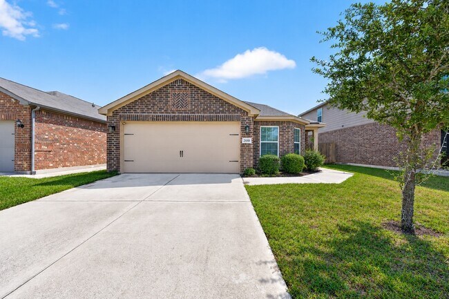 Building Photo - 21018 Solstice Point Dr